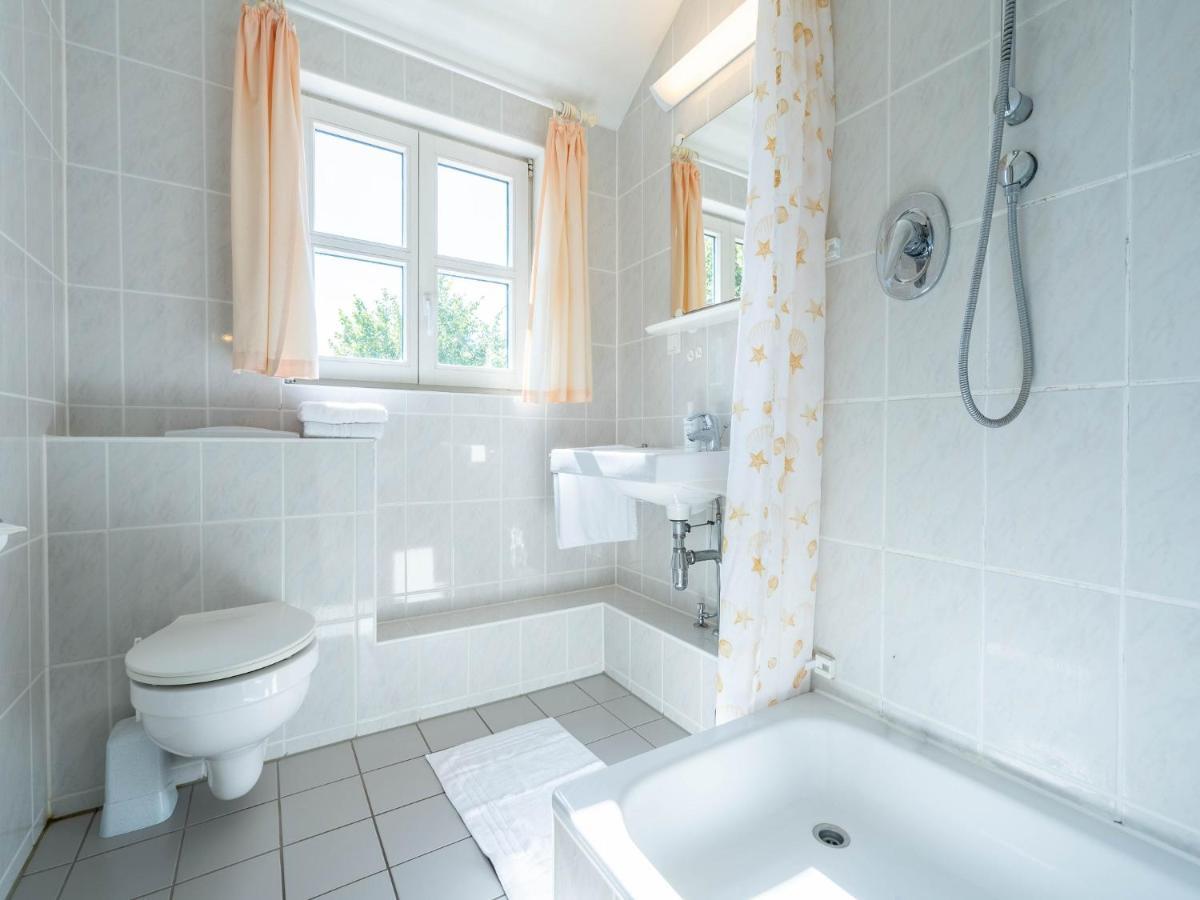 Feriendorf Rugana - Budget Appartement Mit 1 Schlafzimmer A39 Dranske Exterior photo